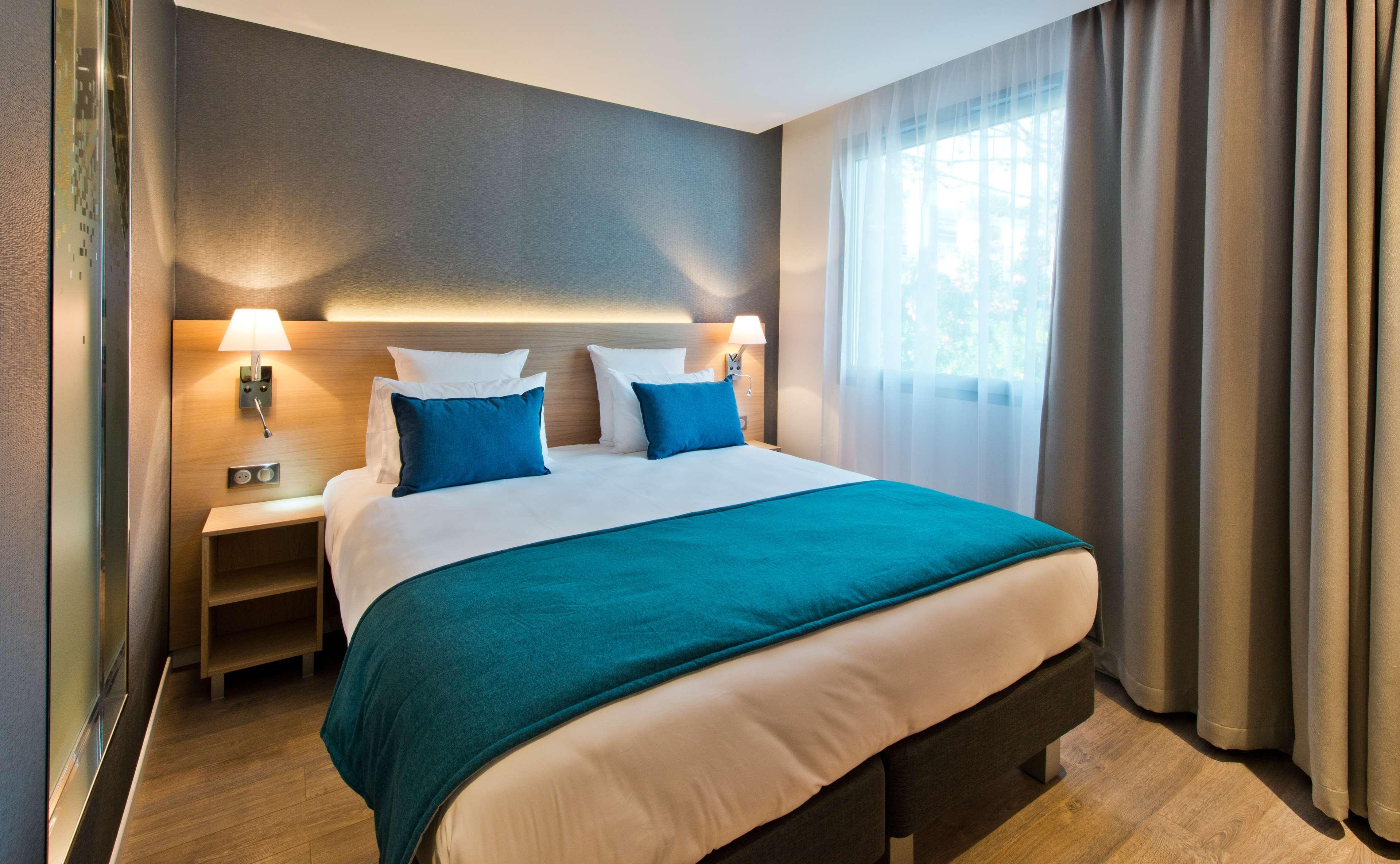 Golden Tulip Sophia Antipolis - Hotel & Spa Valbonne Exterior foto
