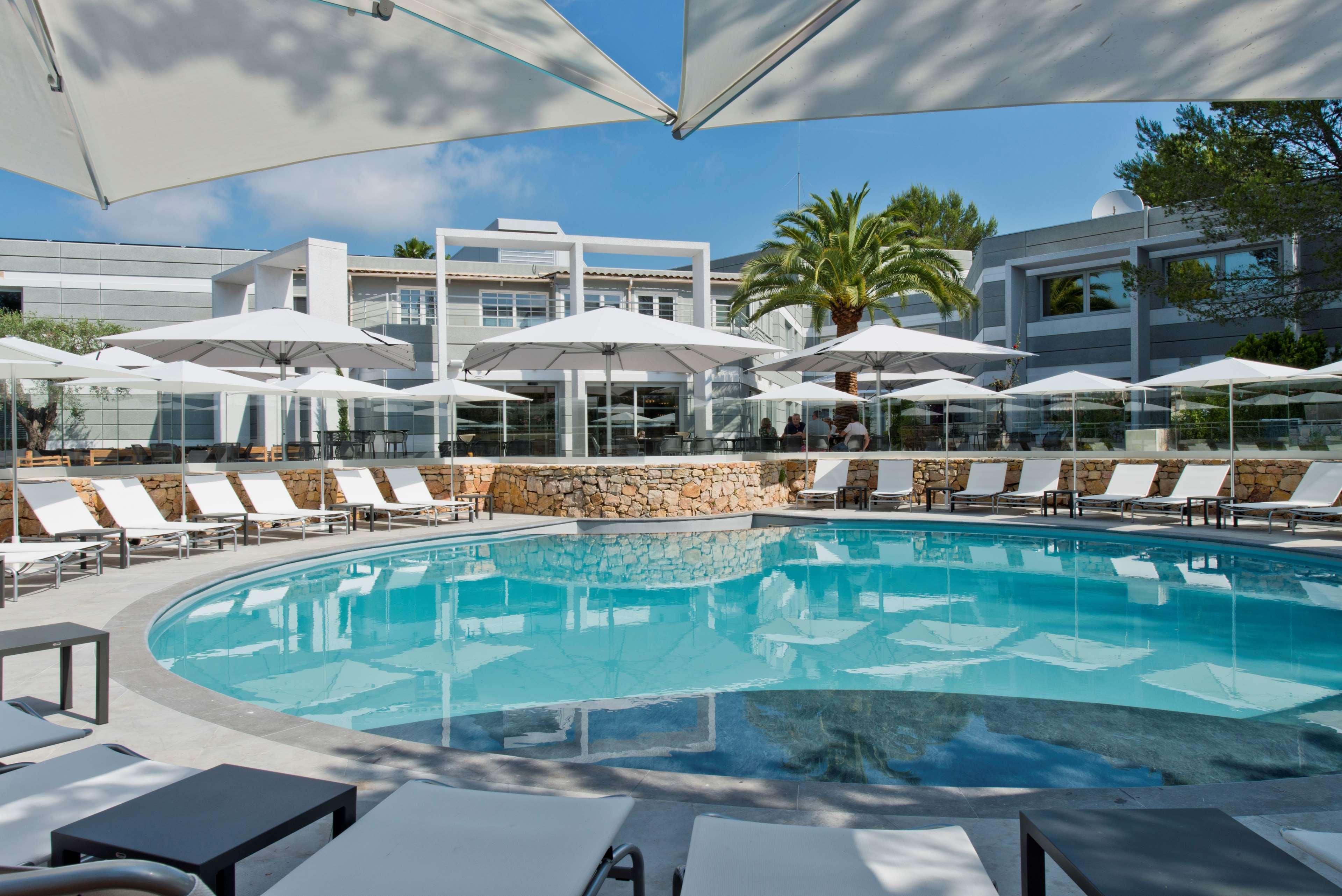 Golden Tulip Sophia Antipolis - Hotel & Spa Valbonne Exterior foto