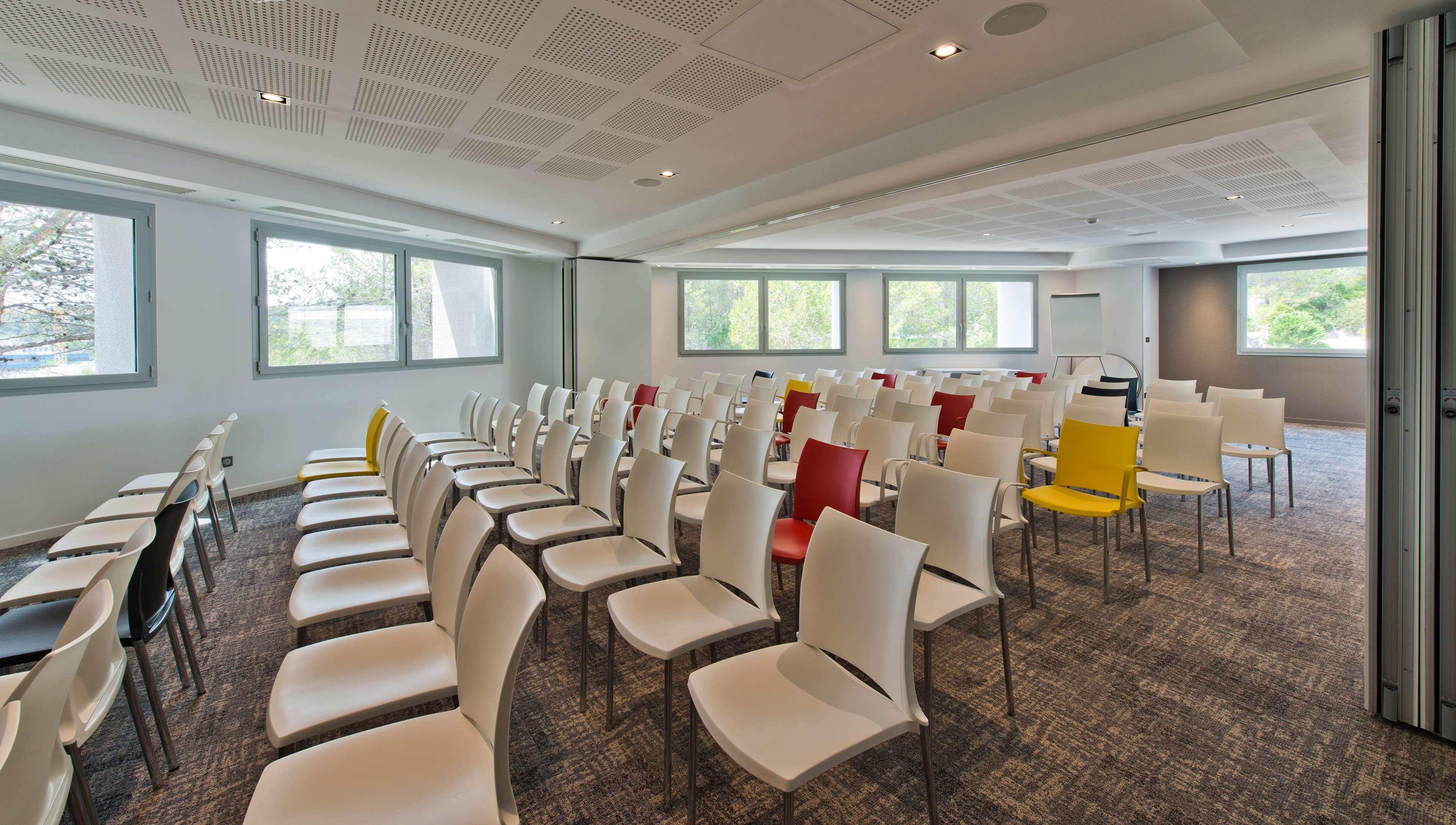 Golden Tulip Sophia Antipolis - Hotel & Spa Valbonne Exterior foto