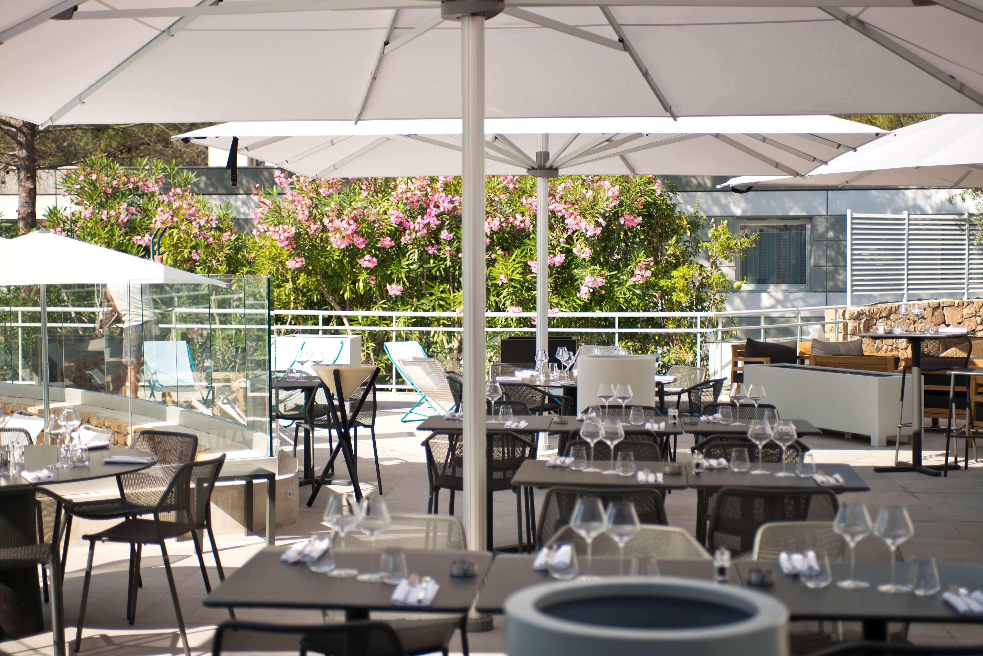 Golden Tulip Sophia Antipolis - Hotel & Spa Valbonne Exterior foto