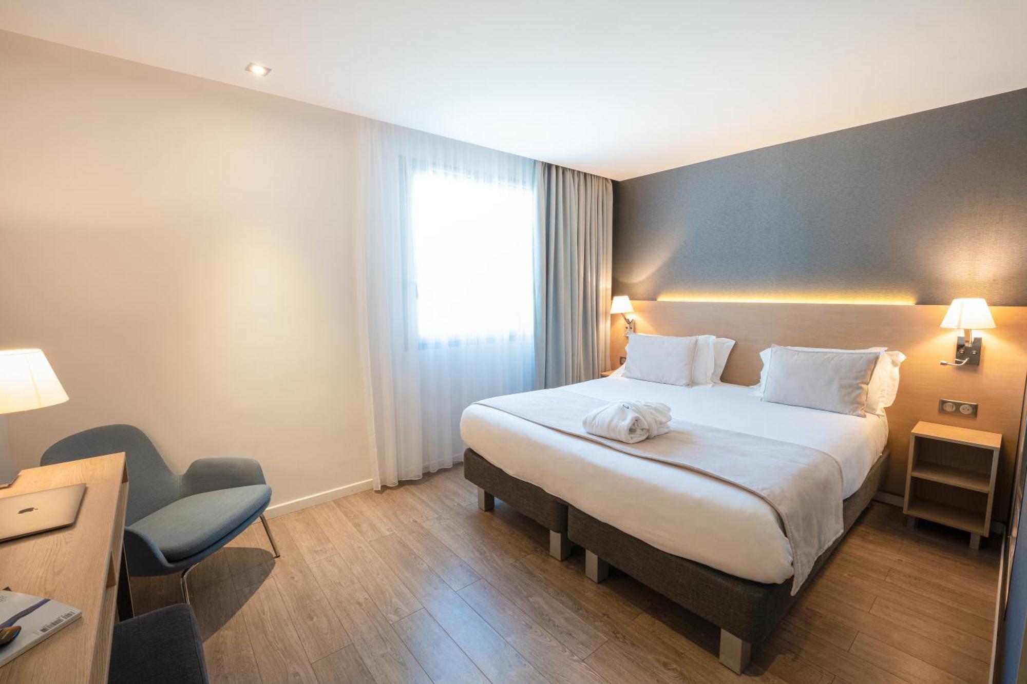 Golden Tulip Sophia Antipolis - Hotel & Spa Valbonne Exterior foto
